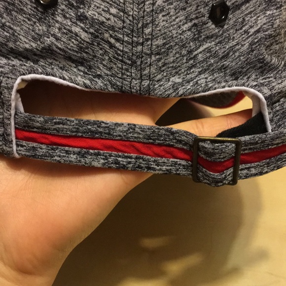 Under Armour Compression Cap - Picture 4 of 11